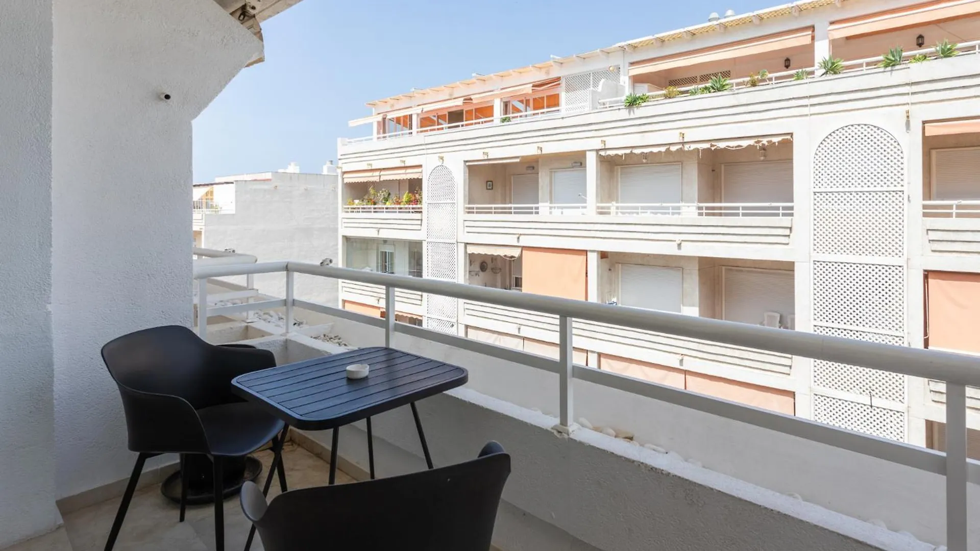 Mtr - Marbella Temporary Rent Two Bedrooms Apartment Av Del Mar