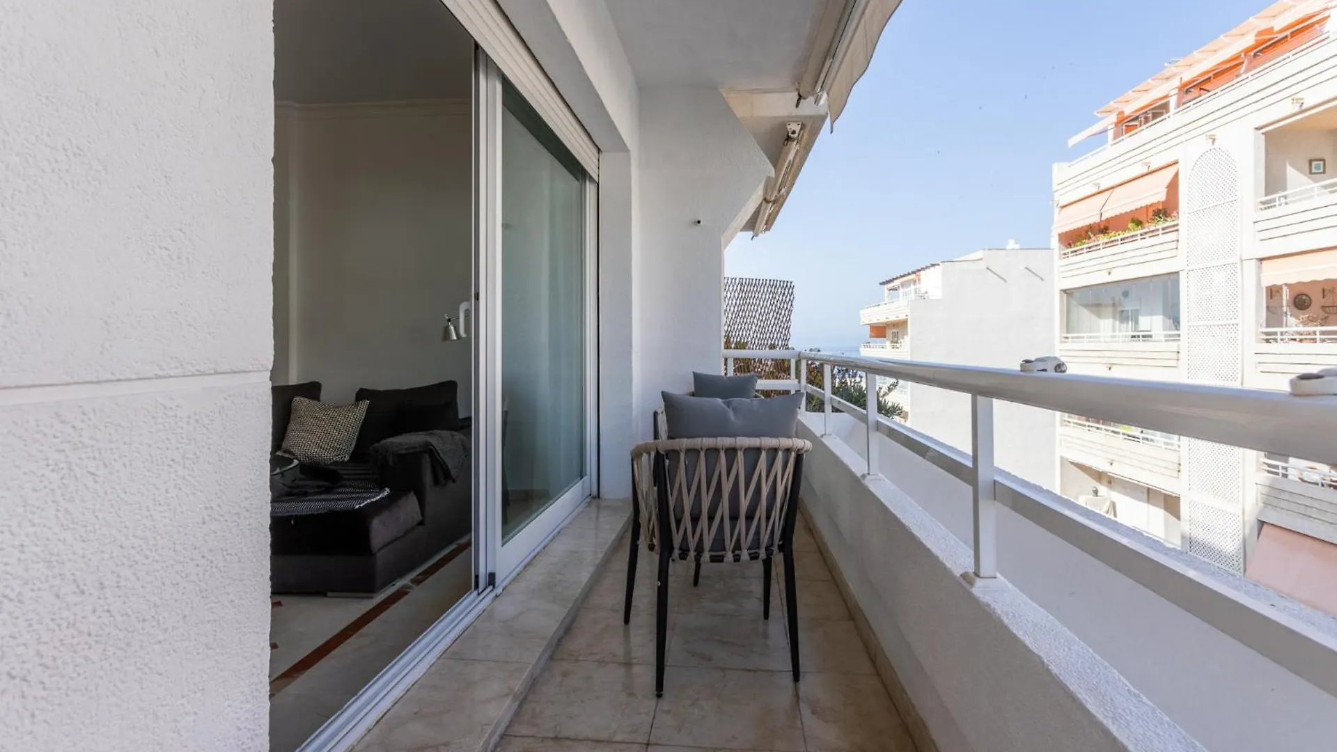 Mtr - Marbella Temporary Rent Two Bedrooms Apartment Av Del Mar Spain